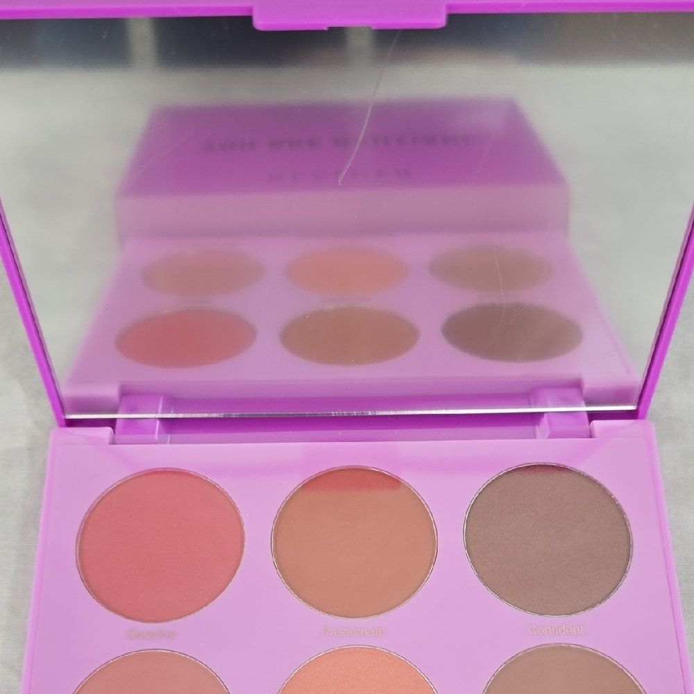 RealHer Pro Brush Palette -YOU ARE BRILLIANT - Picture 3 of 5